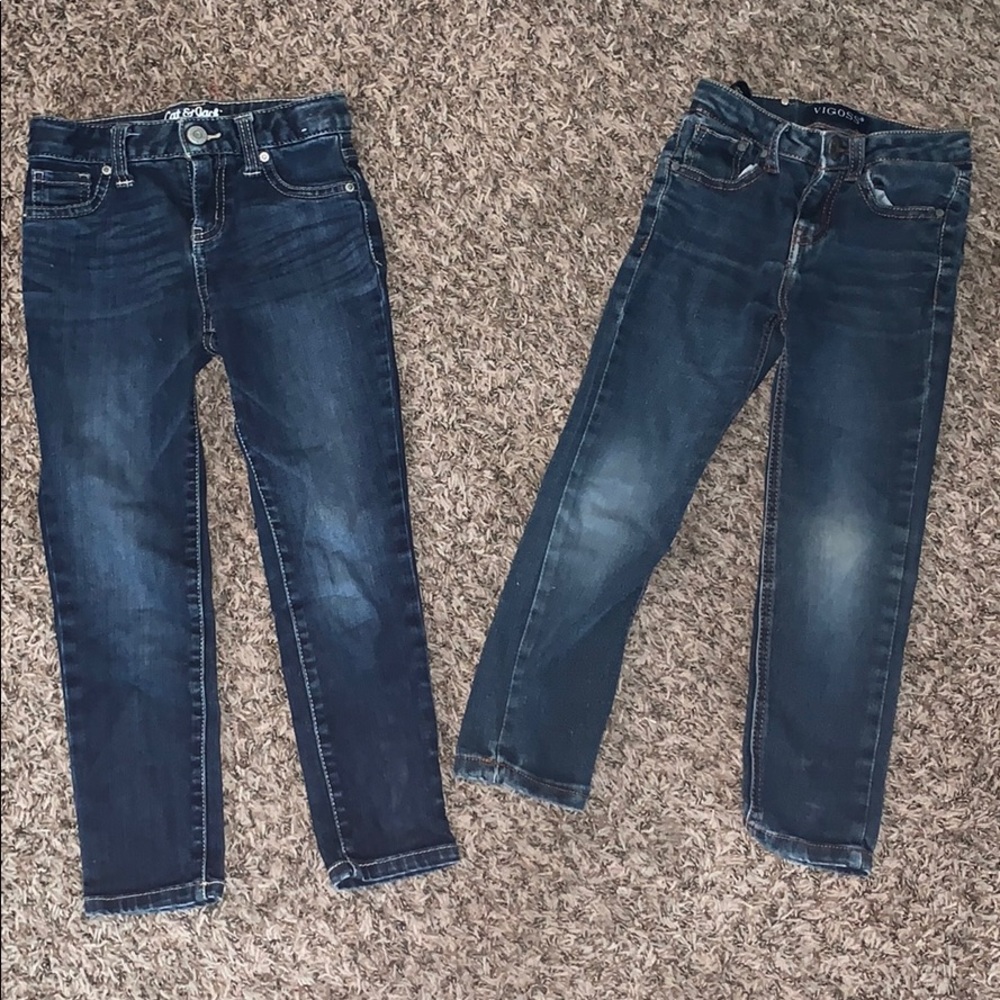 Girls size 5 jeans.